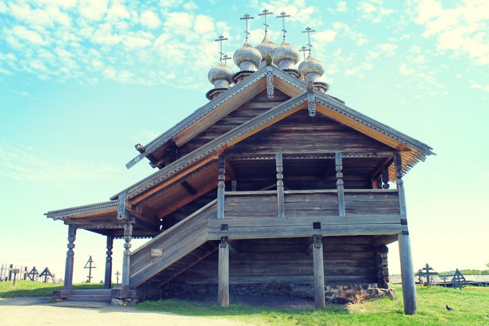 Деревянные церкви Кижи – на каком озере находятся заповедник